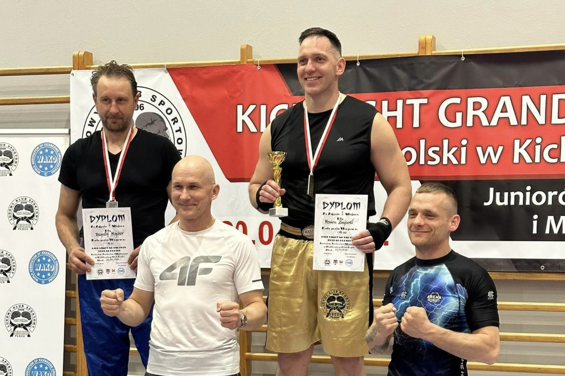 Kickboxing. Medale sierpczan.